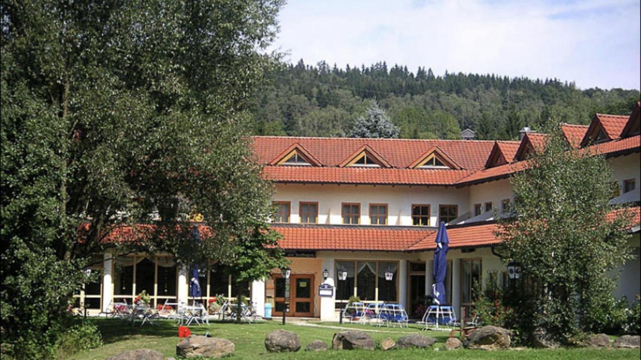 Feriendorf Am Hohen Bogen Haus 98 Eg アルラッハ エクステリア 写真
